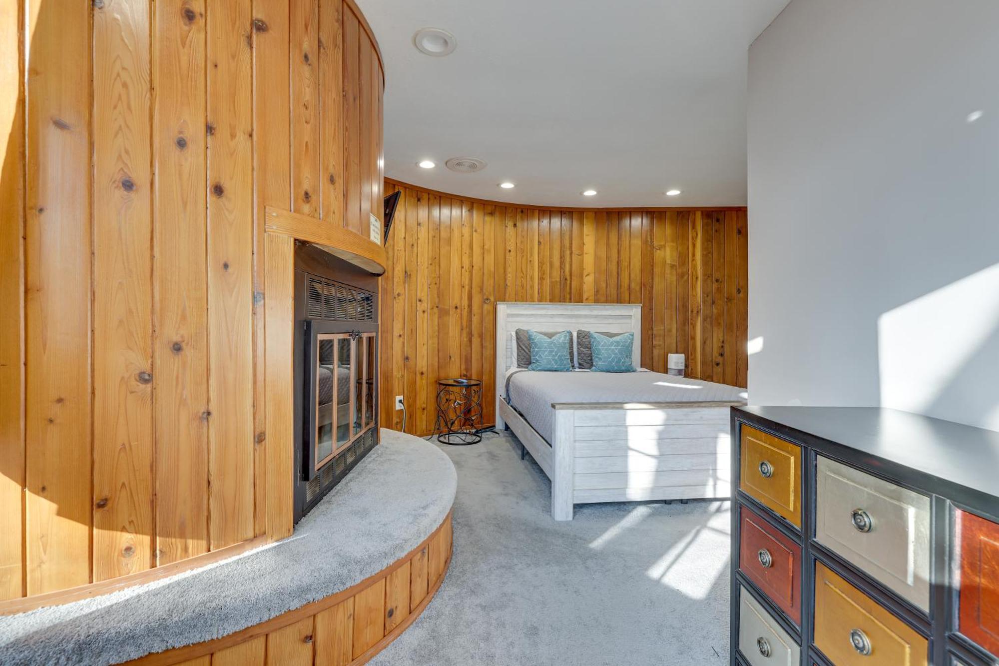 Unique Roundhouse: Hot Tub-Game Room-Firepit&More! Bushkill Luaran gambar