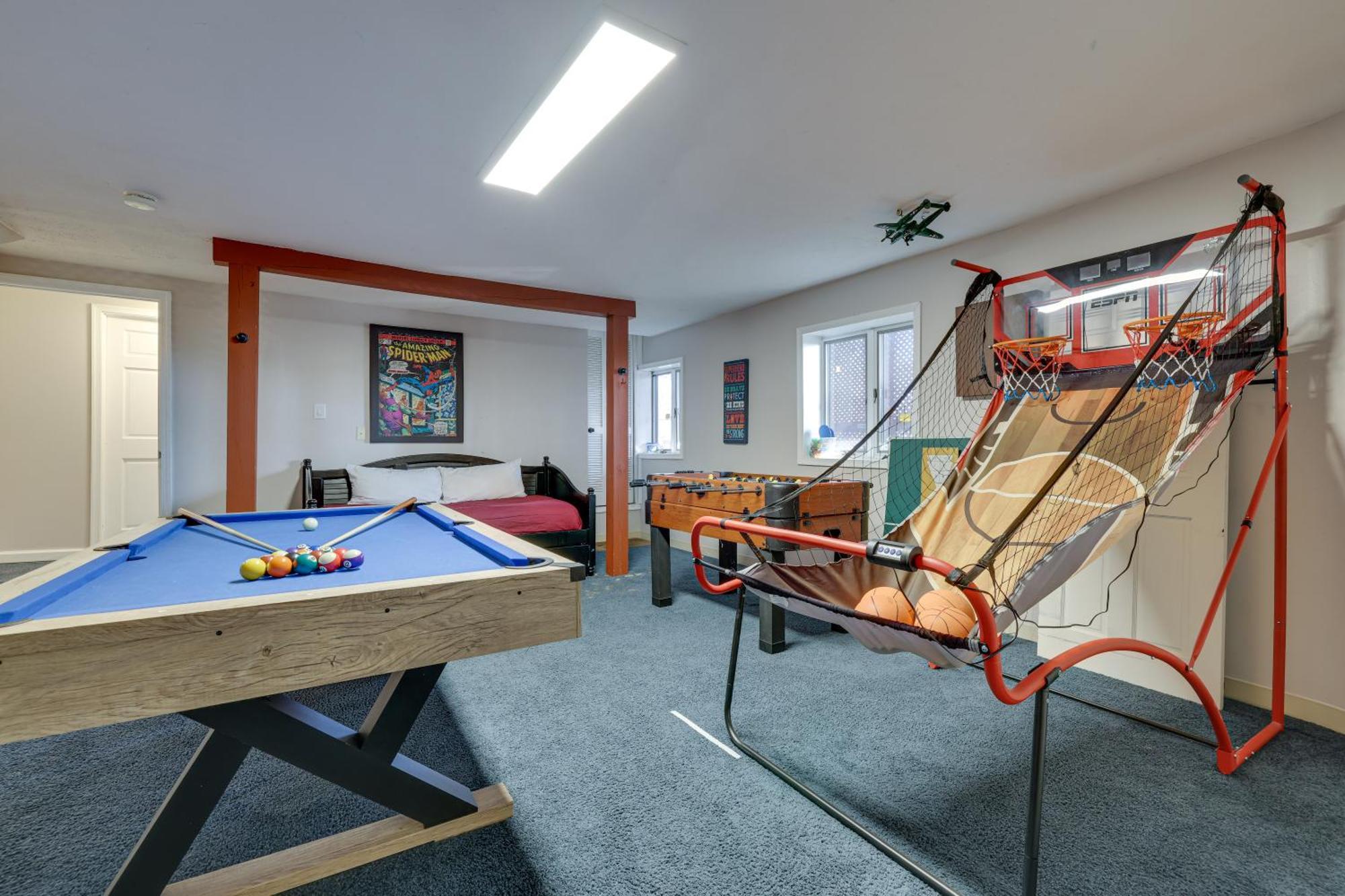 Unique Roundhouse: Hot Tub-Game Room-Firepit&More! Bushkill Luaran gambar